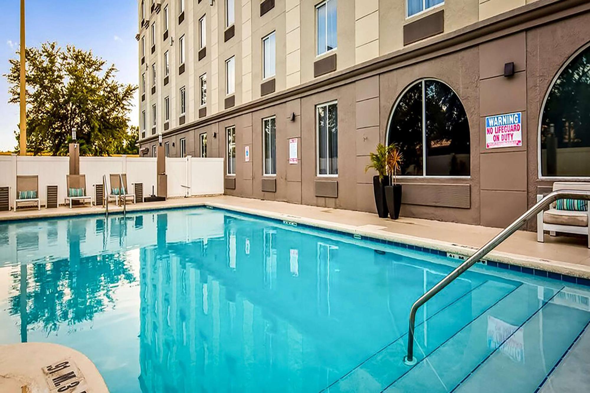 Sonesta Essential Orlando Hotel Exterior photo